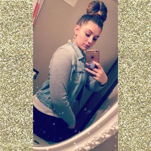 Meet your Posher, Taylor